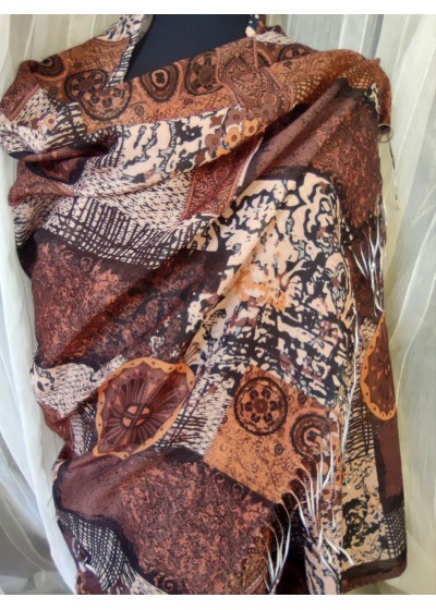 Дамски шал в кафяво от фин памук модел Барок