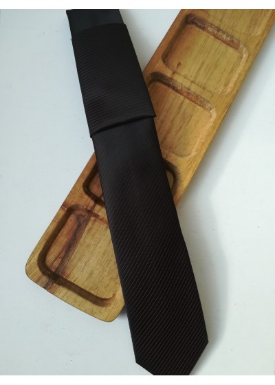 Елегантна вратовръзка за бизнес - жакард в черно и тъмно лилаво by Greda K0883