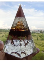 Висока пирамида оргонит за неутрализиране на вредни влияния и късмет "Mountain of Crystals"